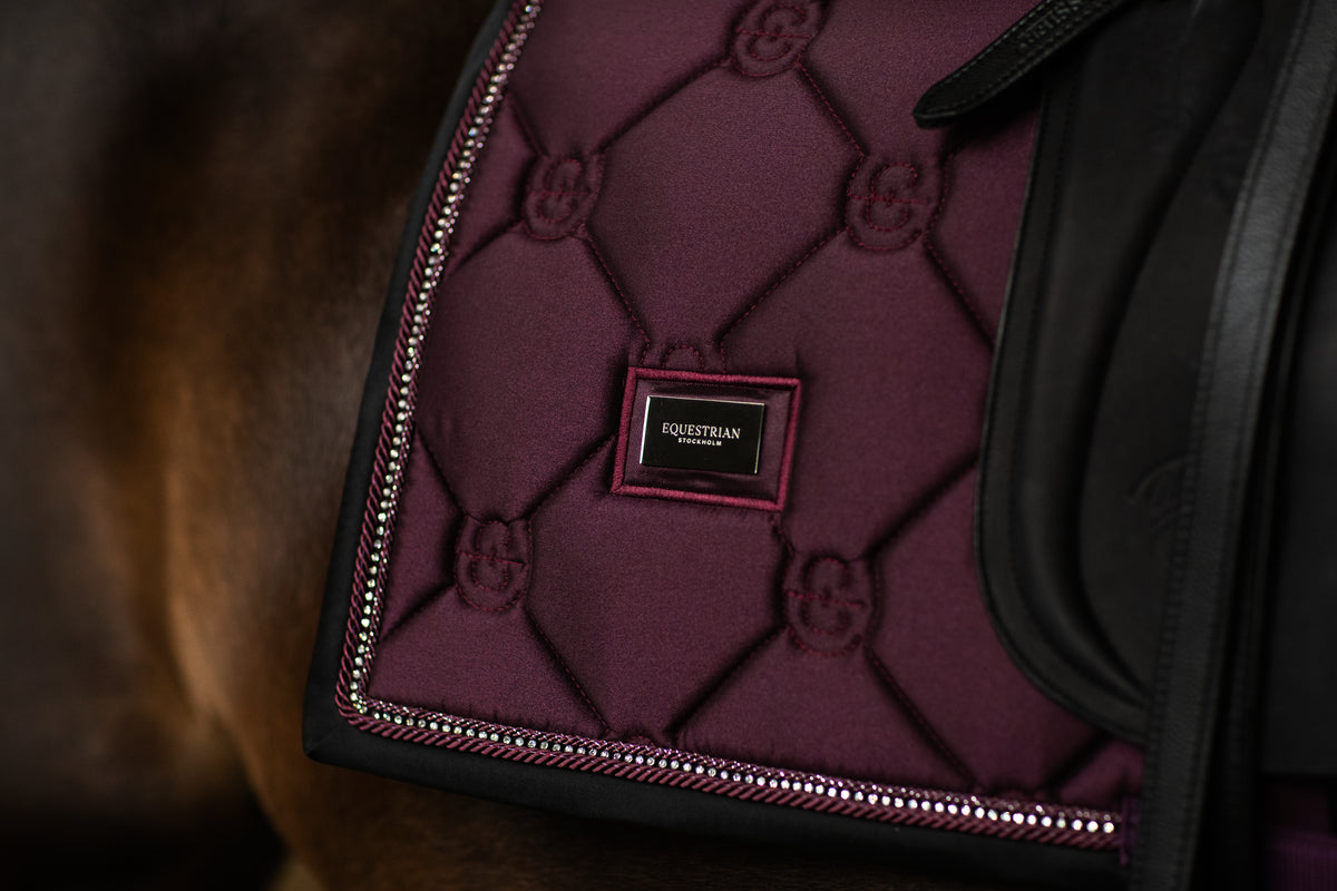 Equestrian Stockholm - Mauve Wine Crystal Shine Saddlepad