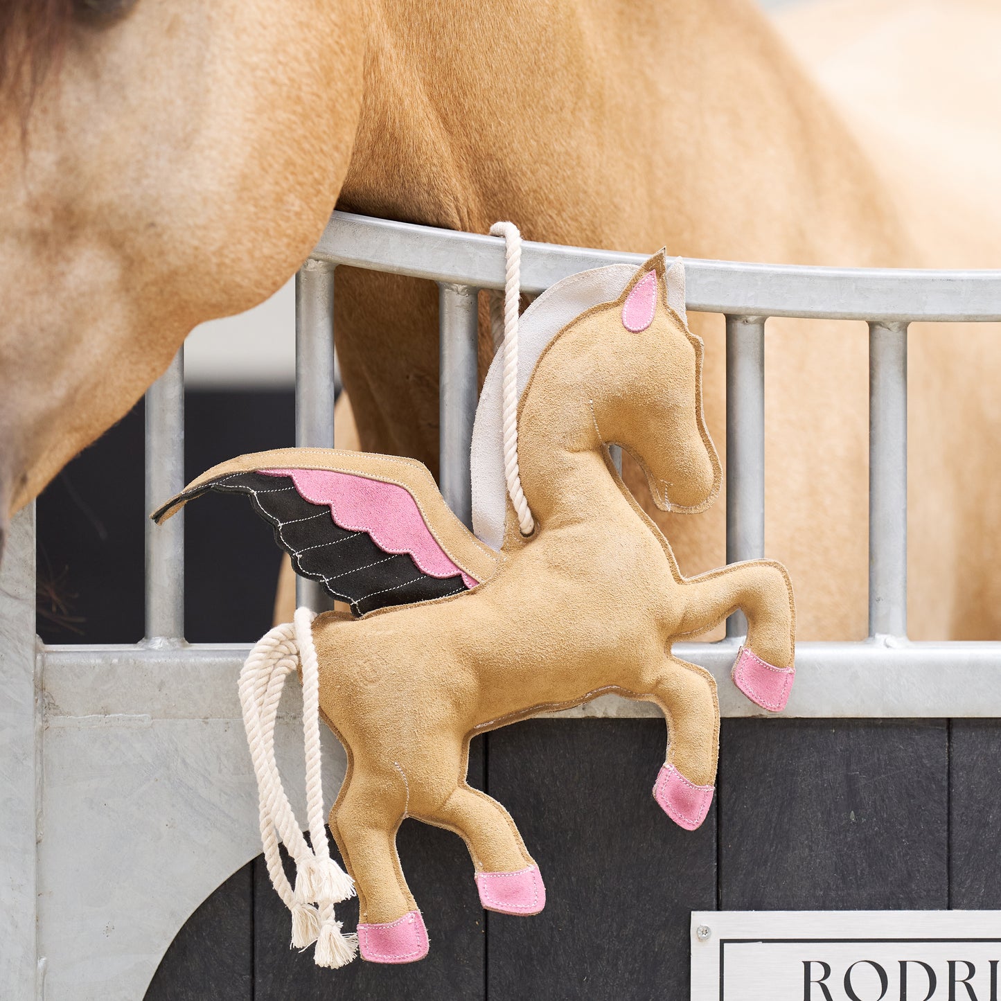 Imperial Riding - Unicorn Stable Toy