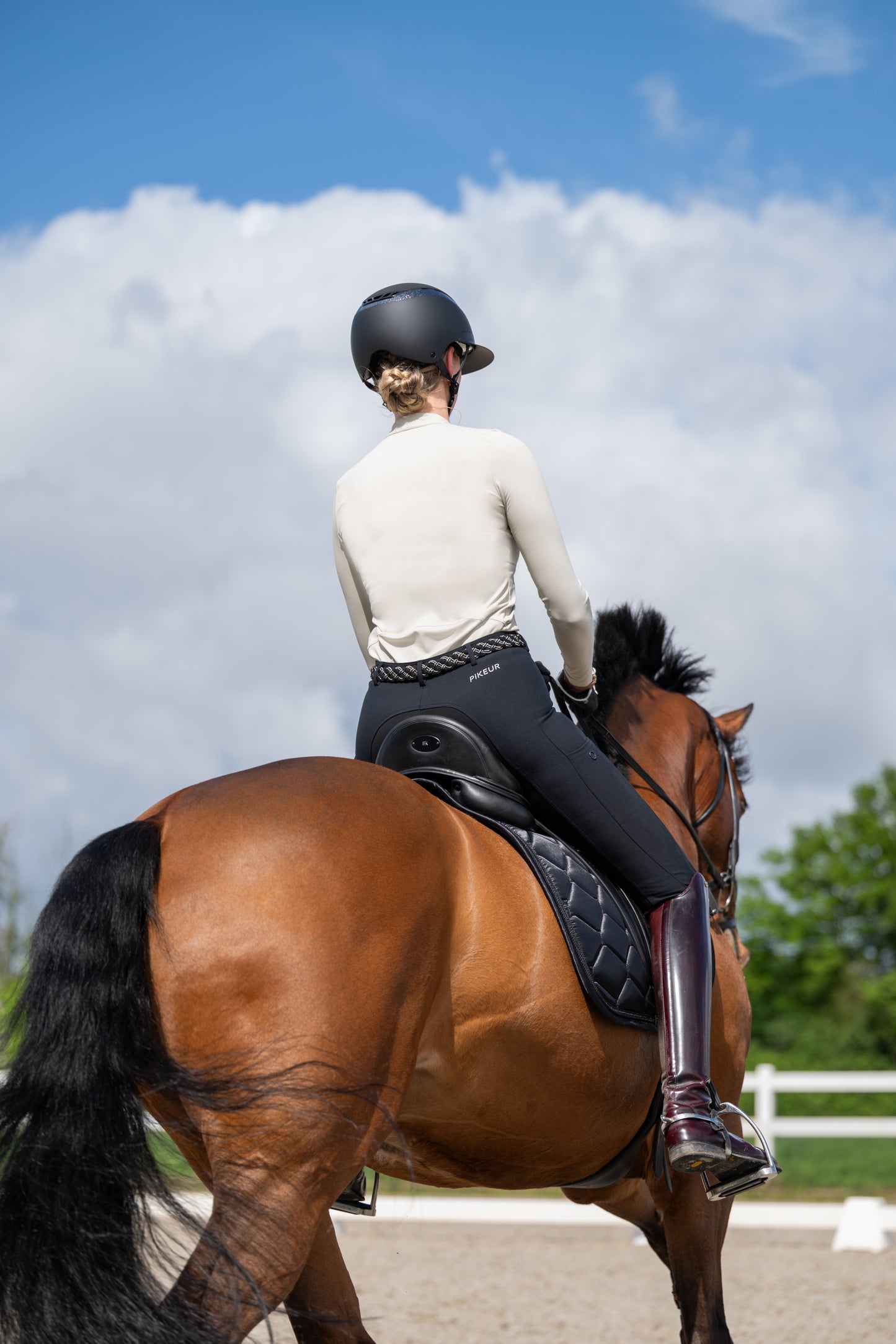 Pikeur New Lugana - Flexi Leather Seat